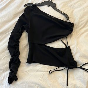 Adjustable one shoulder top